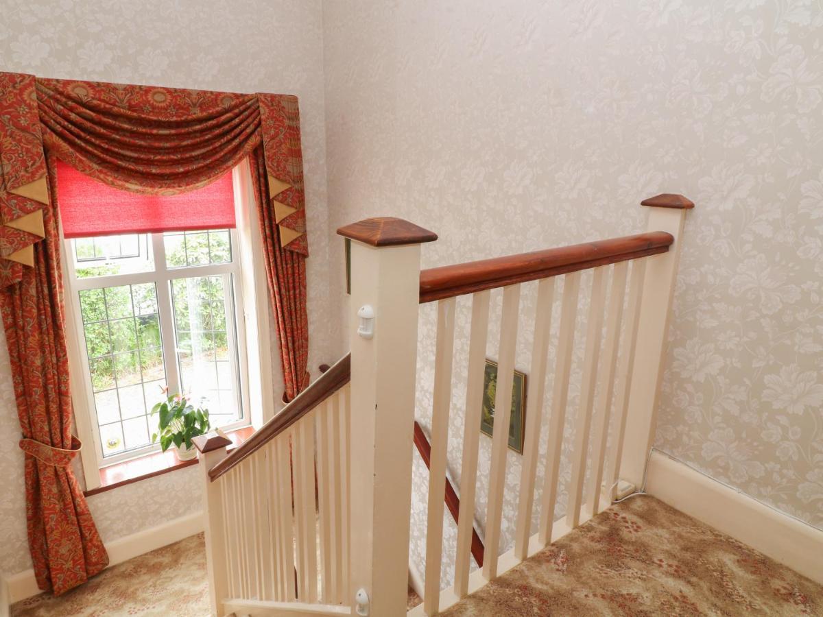 Вілла Hector'S House Єлвертон Екстер'єр фото